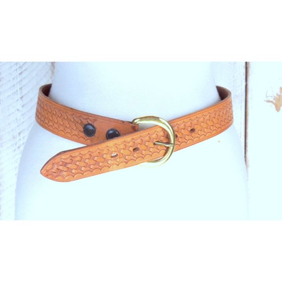 90s vintage thick tan light brown tooled embossed leather belt - Picture 2 of 5